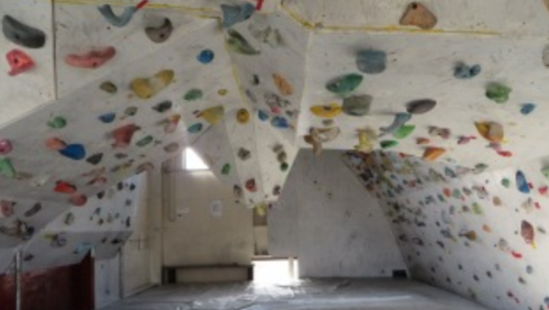 長野県のクライミング施設「Rock Gym Horie」